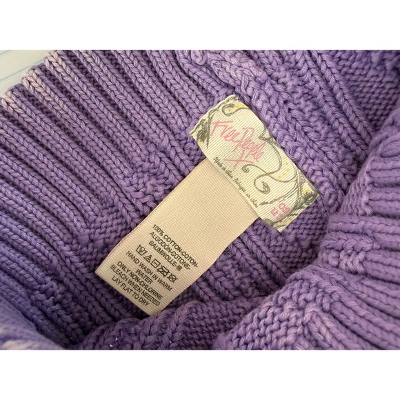 NWOT Free People Knit Beanie Acid Wash Light Purple Cable Knit - Picture 3 of 4
